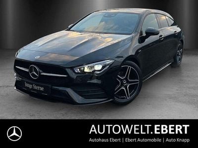 Schwarz Gebraucht 2020 Mercedes CLA180 Shooting Brake AMG Kombi | 25.770 € (Fairer Preis)