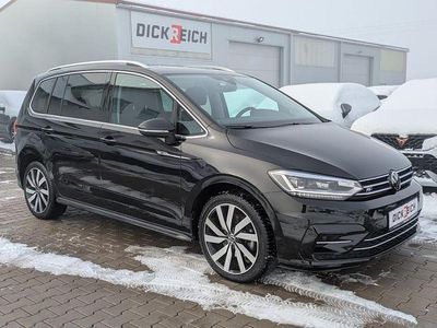 Gebraucht VW Touran Highline 150 PS (110 kW) 2025 Schwarz Van / Kleinbus