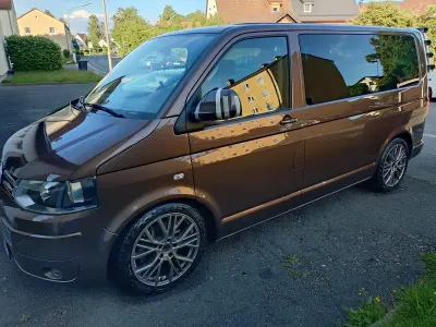 Gebraucht VW Multivan 179 PS (131 kW) 2010 Braun Van / Kleinbus