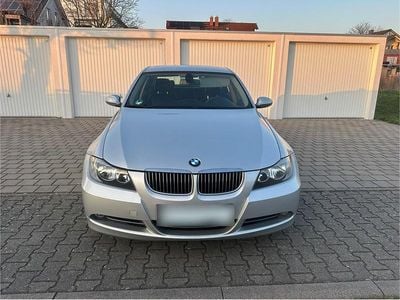 Gebraucht BMW 330 258 PS (189 kW) 2007 Silber Limousine