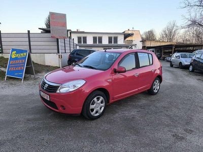 Używany Dacia Sandero Lauréate 75 KM (55 kW) 2008 Czerwony Hatchback
