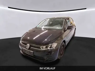 Gebraucht VW Polo Life 95 PS (69 kW) 2023 Schwarz Kleinwagen