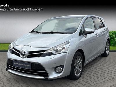 Usata Toyota Verso Executive 147 CV (108 kW) 2013 Argento Monovolume