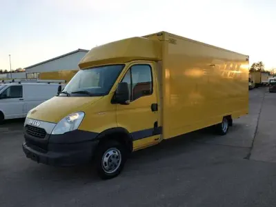 Second-hand Iveco Daily 145 CP (106 kW) 2014 Galben Berlinǎ