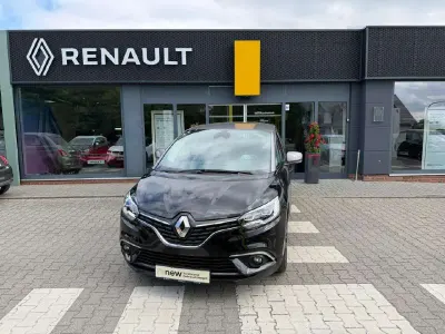 Gebraucht Renault Scénic Bose Edition 132 PS (97 kW) 2018 Black gne + grey kng Van / Kleinbus