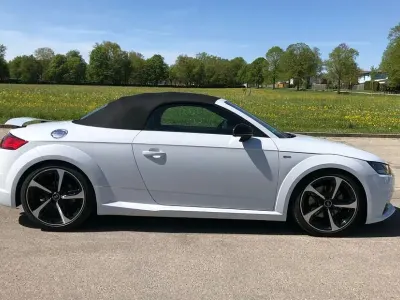 Second-hand Audi TT Roadster S-Line 179 CP (131 kW) 2016 Alb Cabrio