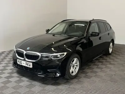 Gebraucht BMW 320 Advantage 190 PS (139 kW) 2022 Schwarz Kombi