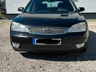 Usata Ford Mondeo 125 CV (91 kW) 2005 Nero Berlina