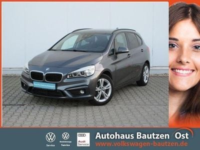 Grau Gebraucht 2017 BMW 218 Advantage Kombi | 16.790 € (Fairer Preis)