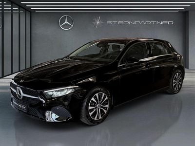 Usata Mercedes A180 116 CV (85 kW) 2024 Nero Berlina