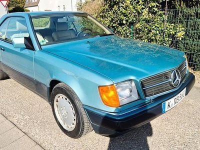 Gebraucht Mercedes 230 132 PS (97 kW) 1991 Coupé