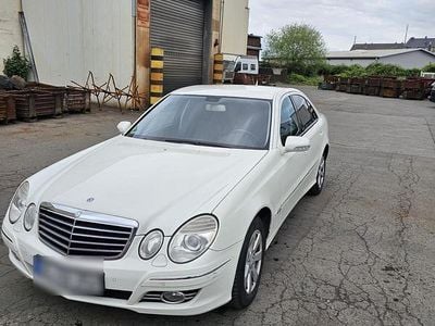 Brugt Mercedes E320 224 HK (164 kW) 2006 Hvid Sedan