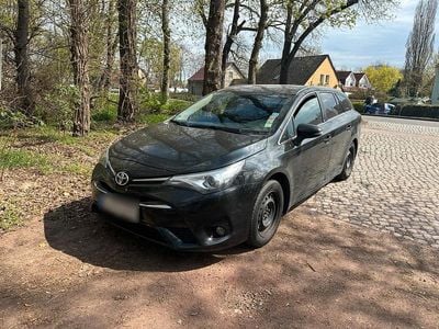 Gebraucht Toyota Avensis 147 PS (108 kW) 2016 Schwarz Kombi