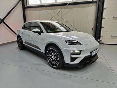 Gebraucht Porsche Macan Turbo 469 kW (639 PS) 2024 Grau SUV