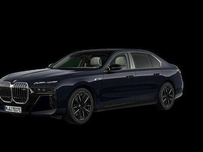 BMW M760e