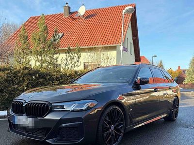 Usata BMW 520 Performance 190 CV (139 kW) 2022 Nero Station wagon