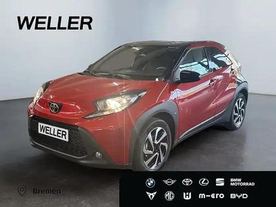 Chili red perleffekt/dach mysticschwarz mica (rot) Neu 2025 Toyota Aygo Kleinwagen | 15.680 € (Fairer Preis)