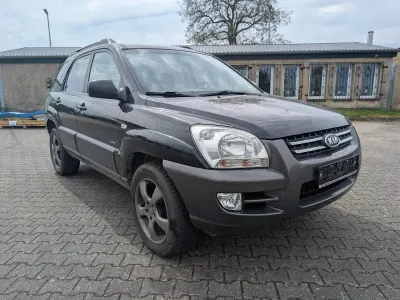 Używany Kia Sportage 112 KM (82 kW) 2005 Czarny SUV
