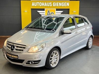Second-hand Mercedes B180 109 CP (80 kW) 2009 Argintiu Monovolum
