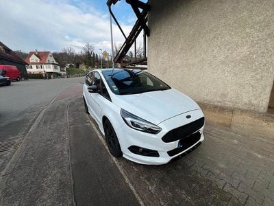 Gebraucht Ford S-MAX ST-Line 190 PS (139 kW) 2019 Weiß Van / Kleinbus