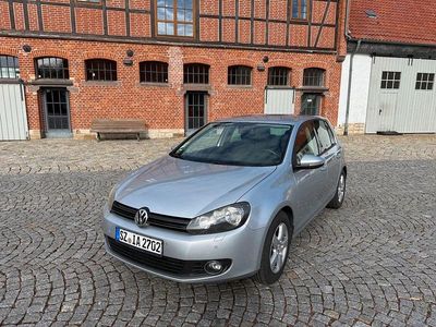 Gebraucht VW Golf VI Comfortline 122 PS (89 kW) 2010 Silber Kleinwagen