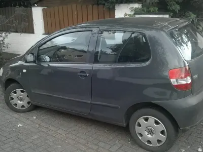 Gebraucht VW Fox 54 PS (39 kW) 2006 Blau Kleinwagen