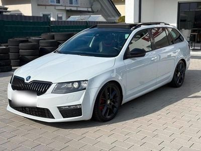 Gebraucht Skoda Octavia 240 PS (176 kW) 2015 Kleinwagen