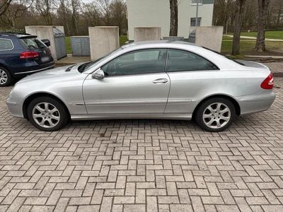 Gebraucht Mercedes CLK200 167 PS (122 kW) 2004 Silber Coupé