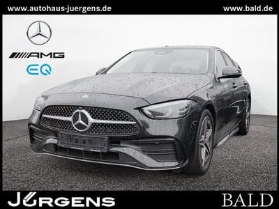Schwarz obsidianschwarz metallic Gebraucht 2025 Mercedes C180 AMG Limousine | 38.880 € (Fairer Preis)