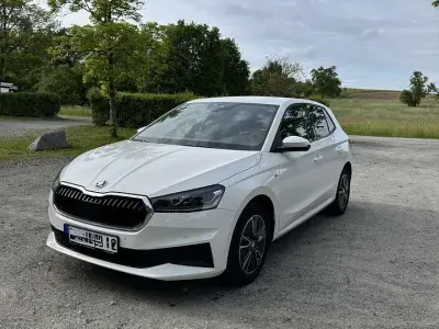 Gebraucht Skoda Fabia Tour 110 PS (80 kW) 2023 Weiß Kleinwagen