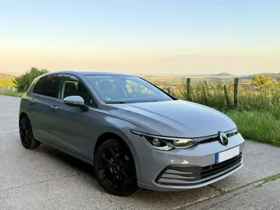 Gebraucht VW Golf VII Life 150 PS (110 kW) 2020 Grau Kleinwagen