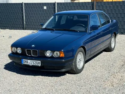 Gebraucht BMW 520 150 PS (110 kW) 1990 Blau Limousine
