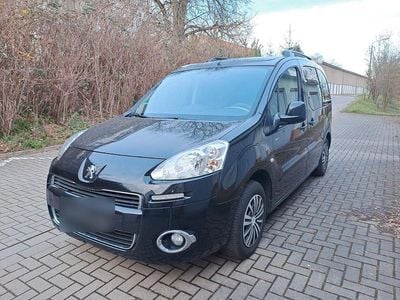 Gebraucht Peugeot Partner Tepee Family 120 PS (88 kW) 2012 Schwarz Van / Kleinbus