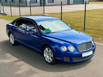 Blau Gebraucht 2009 Bentley Continental Flying Spur Limousine | 19.990 €
