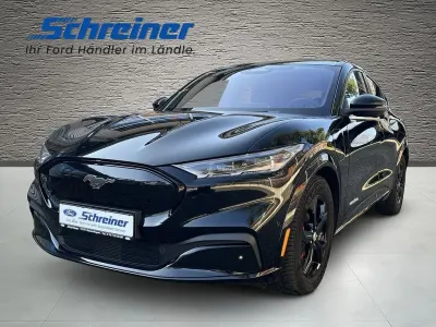 Gebraucht Ford Mustang Mach-E Basis 197 kW (269 PS) 2022 Schwarz SUV