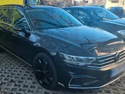 Gebraucht VW Passat GTE 218 PS (160 kW) 2021 Schwarz Kombi