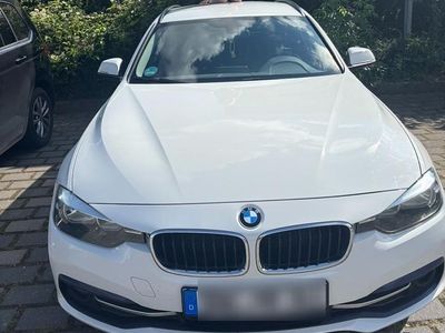 Weiß Gebraucht 2016 BMW 316 Sport Line Kombi | 7.500 € (Guter Preis)