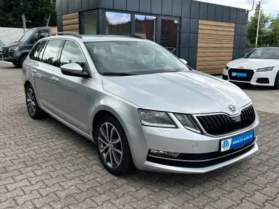 Gebraucht Skoda Octavia 190 PS (139 kW) 2020 Brilliantsilber metallic (metallic) Kombi