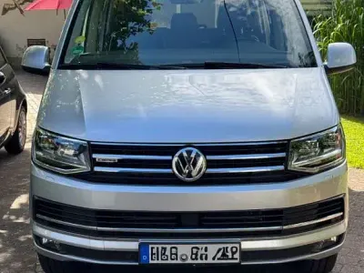 Gebraucht VW Caravelle Highline 199 PS (146 kW) 2019 Silber Van