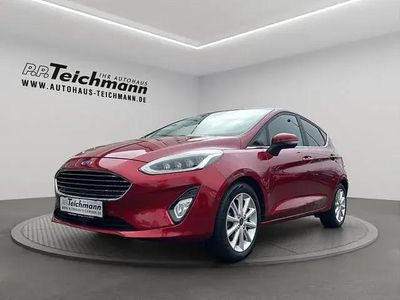 Usata Ford Fiesta Titanium 101 CV (74 kW) 2019 Rosso Utilitaria