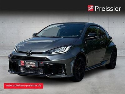 Usata Toyota Yaris 281 CV (206 kW) 2024 Argento Utilitaria