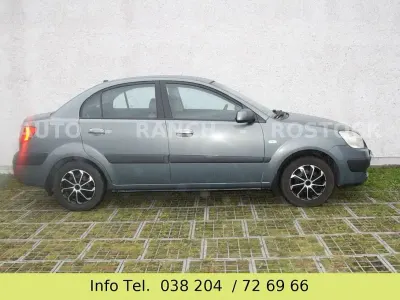 Gebraucht Kia Rio 110 PS (80 kW) 2009 Grau Limousine