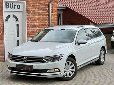Gebraucht VW Passat Trendline 150 PS (110 kW) 2018 Weiß Kombi