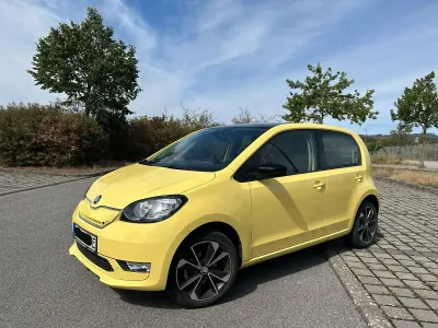 Gebraucht Skoda Citigo-e IV Style 61 kW (83 PS) 2020 Gelb Kleinwagen
