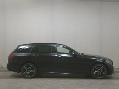 Gebraucht Mercedes C300 AMG line 194 PS (142 kW) 2021 Schwarz
