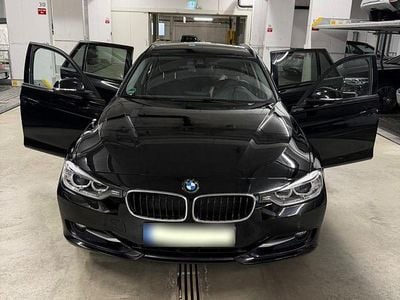 Gebraucht BMW 320 Sport Line 184 PS (135 kW) 2014 Schwarz Kombi