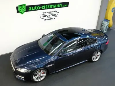 Gebraucht Jaguar XF R-Sport 300 PS (220 kW) 2017 Blau Limousine