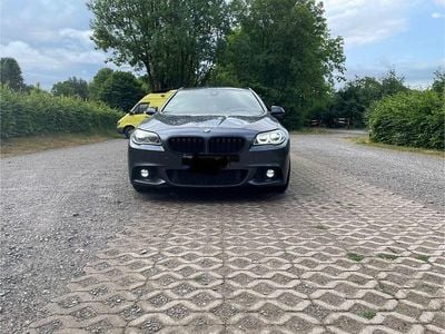 Gebraucht BMW 530 Sport Line 258 PS (189 kW) 2016 Grau Kombi
