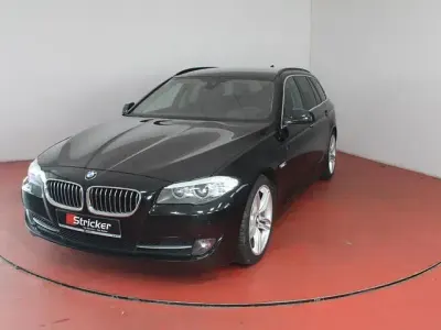 Gebraucht BMW 520 Performance 184 PS (135 kW) 2013 Schwarz Kombi