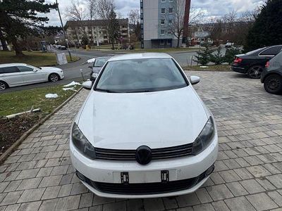 Gebraucht VW Golf VI Comfortline 105 PS (77 kW) 2010 Weiß Kleinwagen